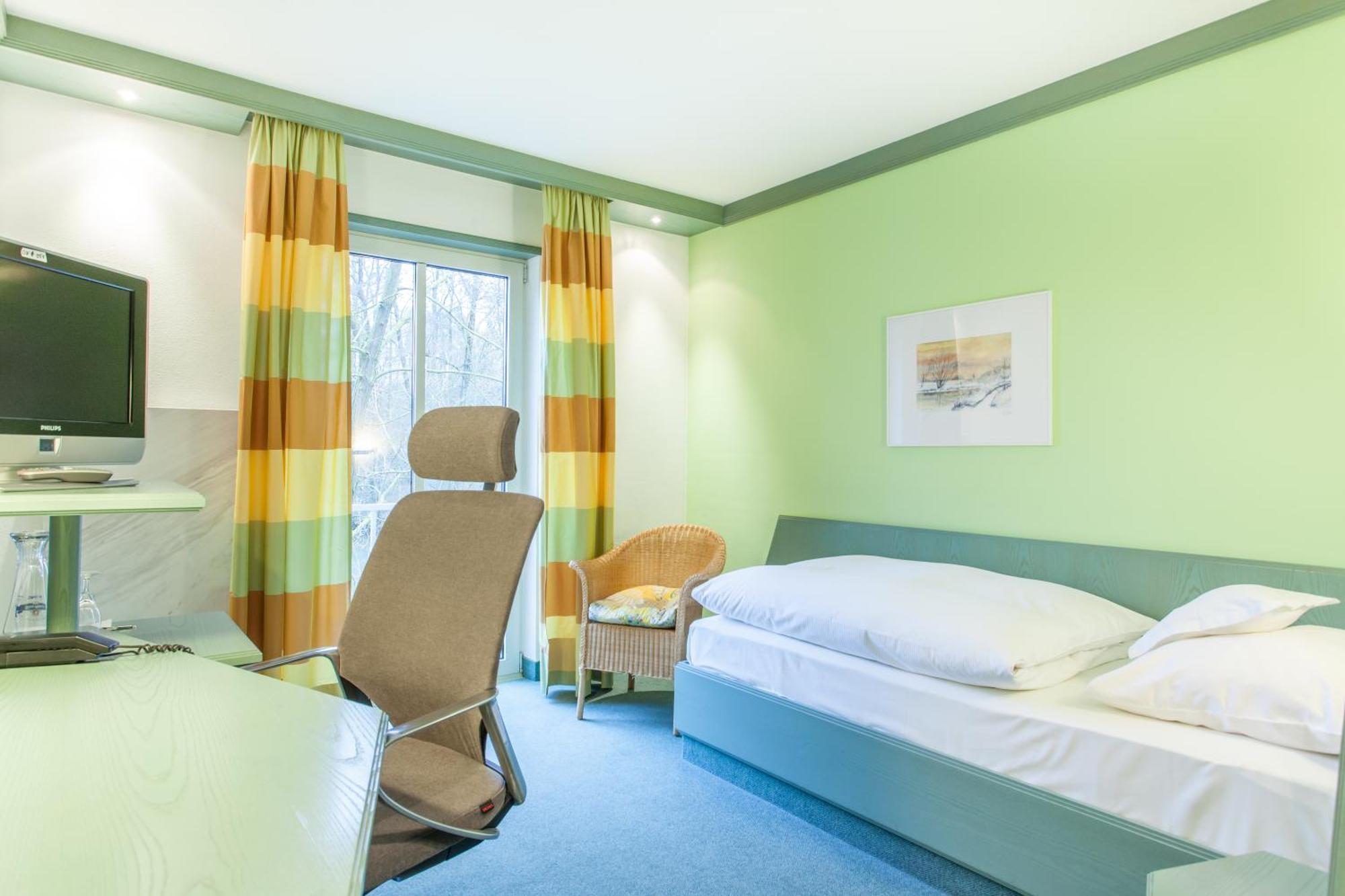 Hotel Restaurant Jaegerhof Weisendorf Habitación foto